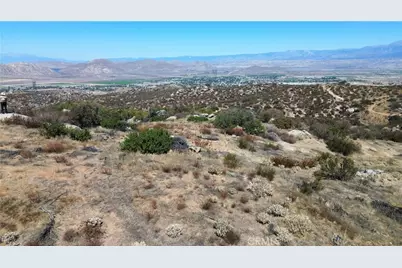 22990 Maclean Ranch, Homeland, CA 92548 - Photo 2