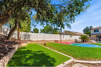 976 Hemingway Drive, Corona, CA 92878 - Photo 32
