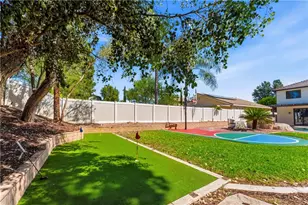 976 Hemingway Dr, Corona, CA 92878 - Photo 32