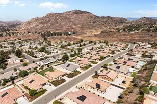 10380 Prospector Ln, Moreno Valley, CA 92557 - Photo 36