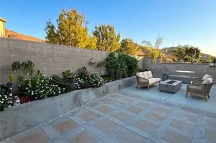 14239 Long View Dr, Fontana, CA 92337 - Photo 6