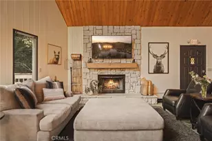 27332 Pinewood, Lake Arrowhead, CA 92352 - Photo 8