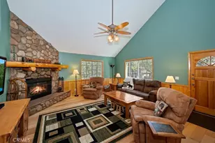 340 Santa Barbara Ave, Sugarloaf, CA 92386 - Photo 10