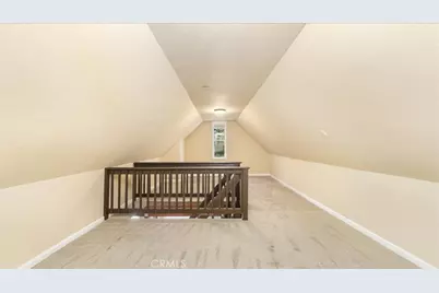33283 Holcomb Creek, Green Valley Lake, CA 92341 - Photo 16