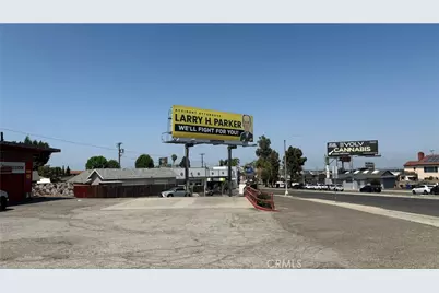 26023 Western Avenue, Lomita, CA 90717 - Photo 8