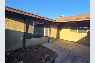 35382 Yucaipa, Yucaipa, CA 92399 - Photo 2