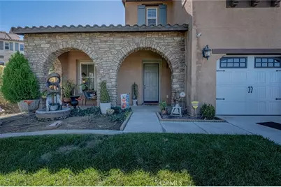 596 Hacienda Drive, Riverside, CA 92507 - Photo 1