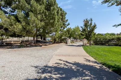 35900 Liana Street, Yucaipa, CA 92399 - Photo 46