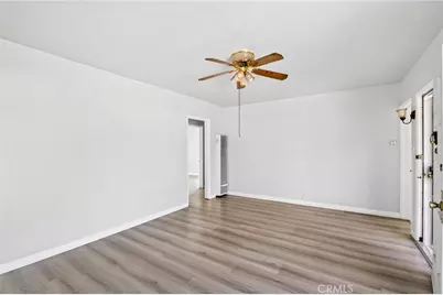 243 E Olive St, San Bernardino, CA 92410 - Photo 20