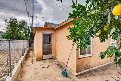 243 E Olive St, San Bernardino, CA 92410 - Photo 58