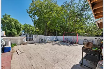 11079 Alder, Bloomington, CA 92316 - Photo 12