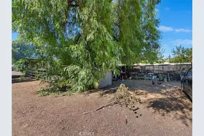 11079 Alder, Bloomington, CA 92316 - Photo 26