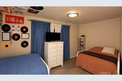 904 Sequoia Street, San Bernardino, CA 92407 - Photo 8