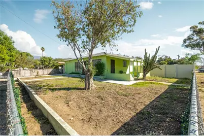 3005 Arizona, San Bernardino, CA 92407 - Photo 4