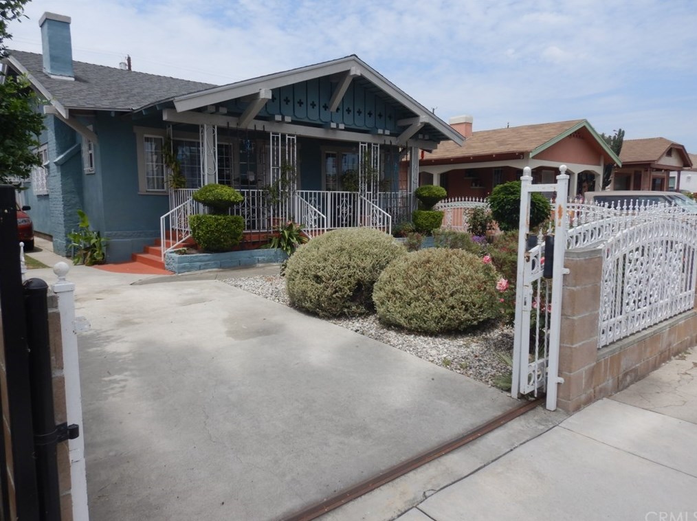 3963 3rd Ave, Los Angeles, CA 90008-2705