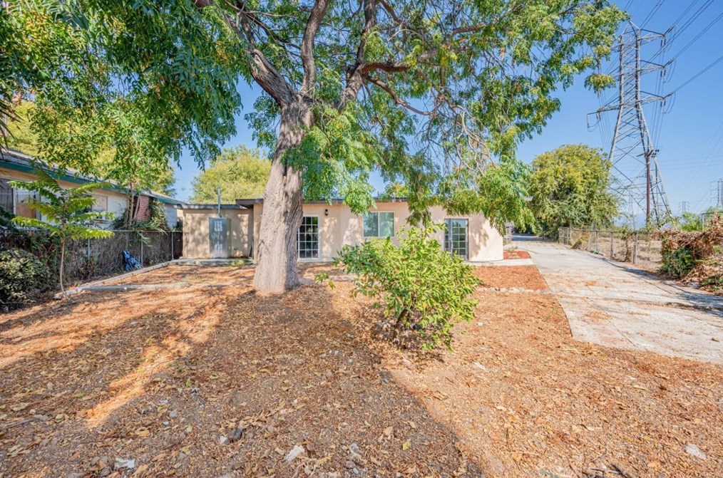 2201 Strathmore Ave, Rosemead CA  91770-3569 exterior