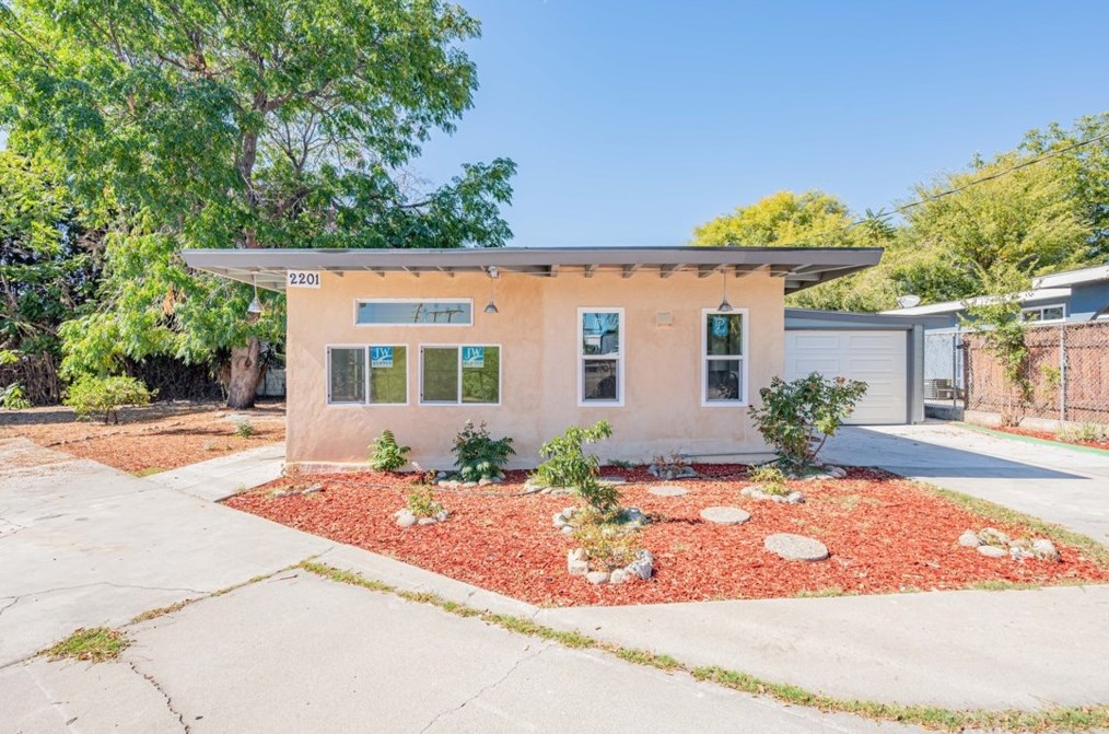 2201 Strathmore Ave, Rosemead CA  91770-3569 exterior