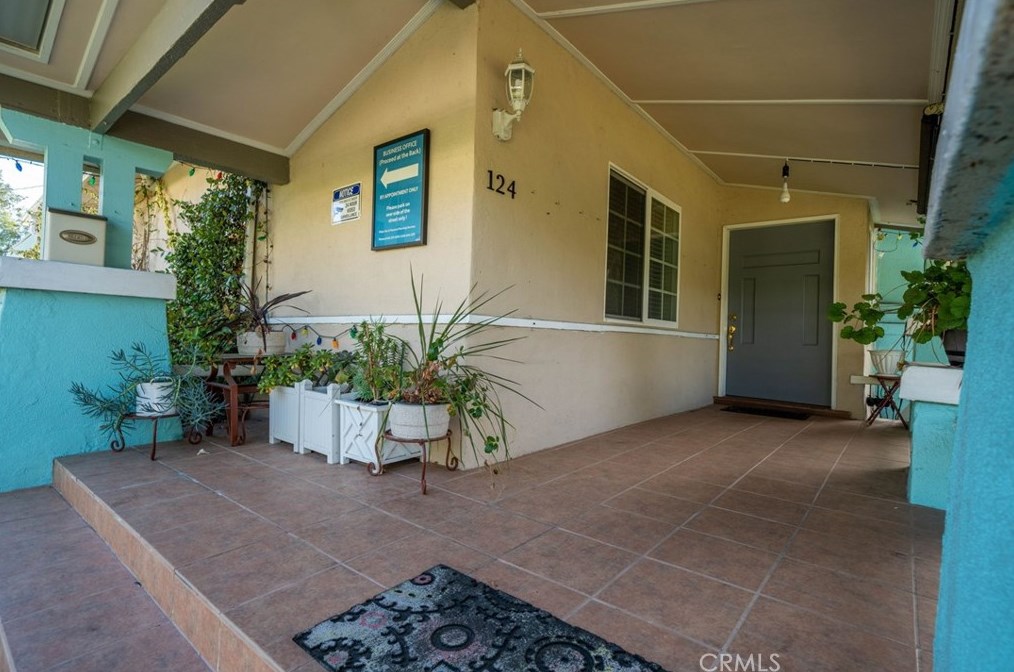 124 Berkeley Ave, Pasadena CA 91107-3548 exterior