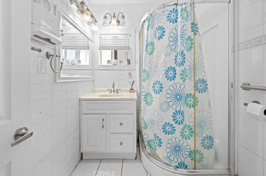 124 Berkeley Ave, Pasadena CA 91107-3548 exterior