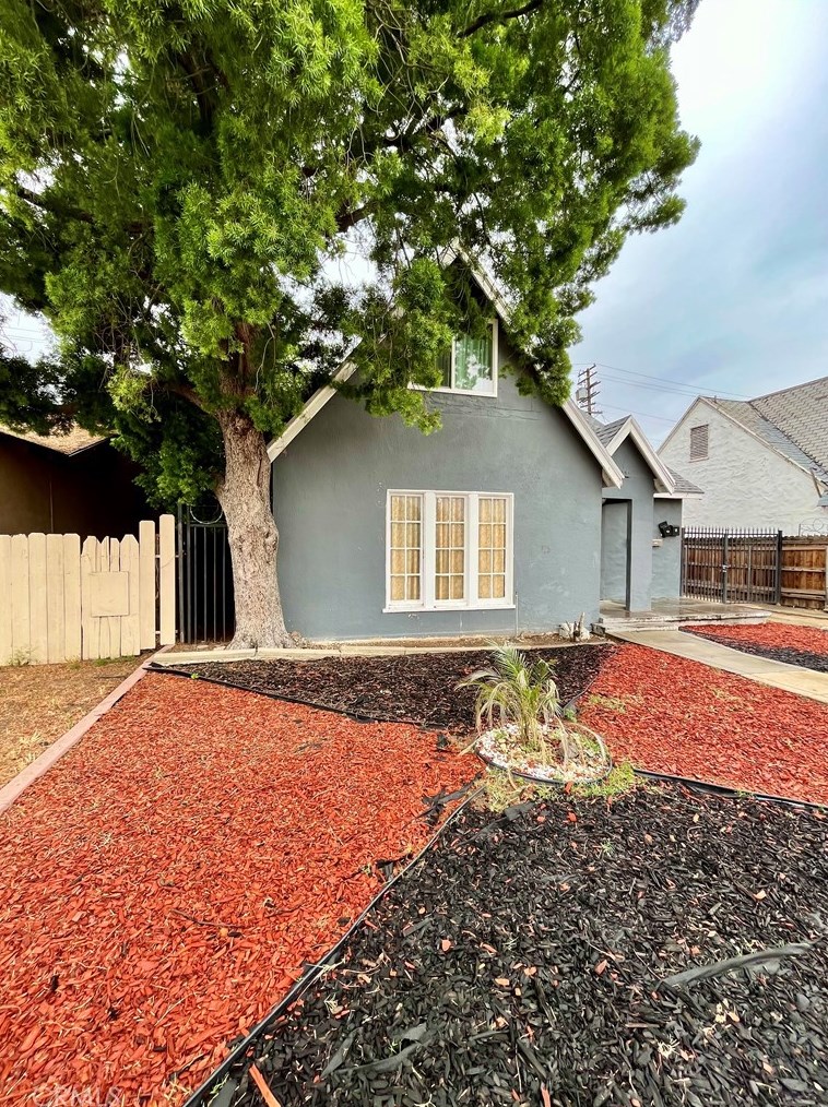 201 Truxtun Ave, Bakersfield, CA 93301