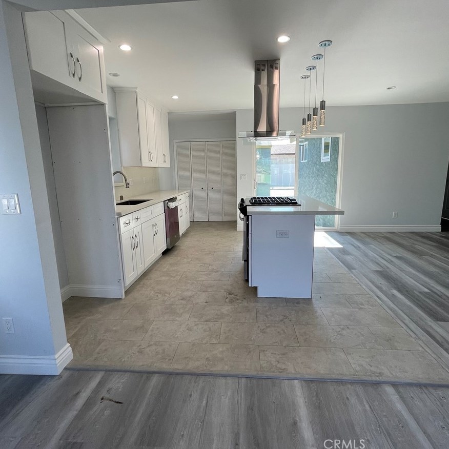 9711 Haas Ave, Los Angeles CA  90047-4022 exterior