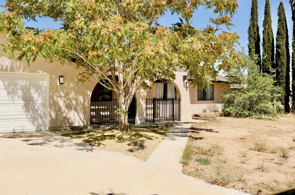19030 Sheffield St, Hesperia, CA 92345