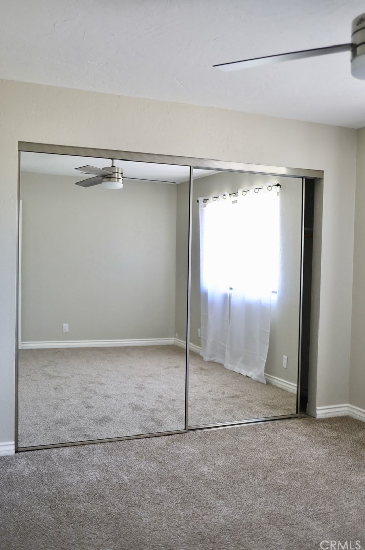 19030 Sheffield St, Hesperia CA  92345-6754 exterior