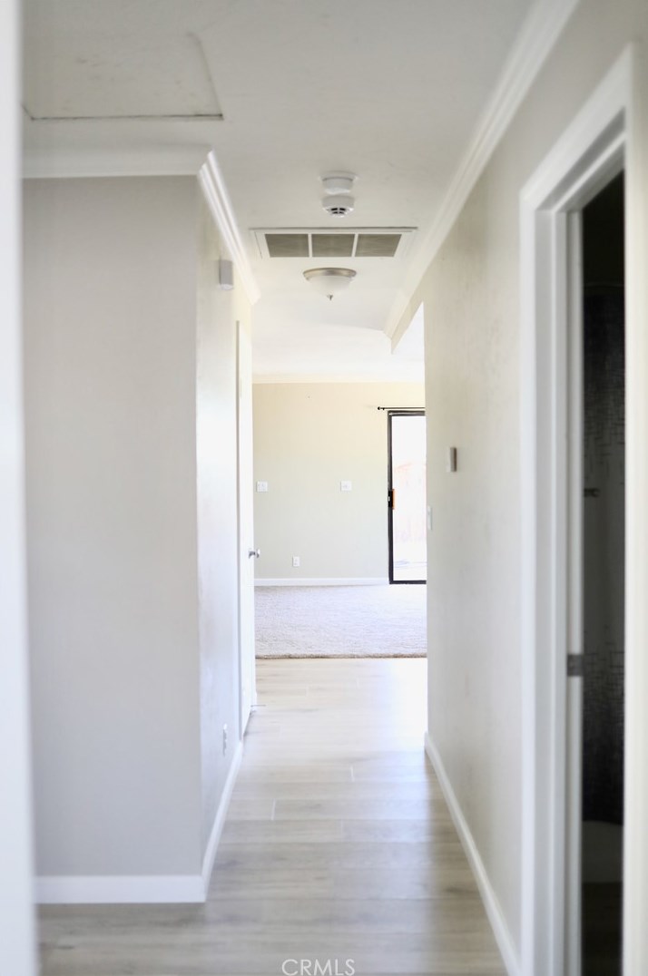 19030 Sheffield St, Hesperia CA  92345-6754 exterior