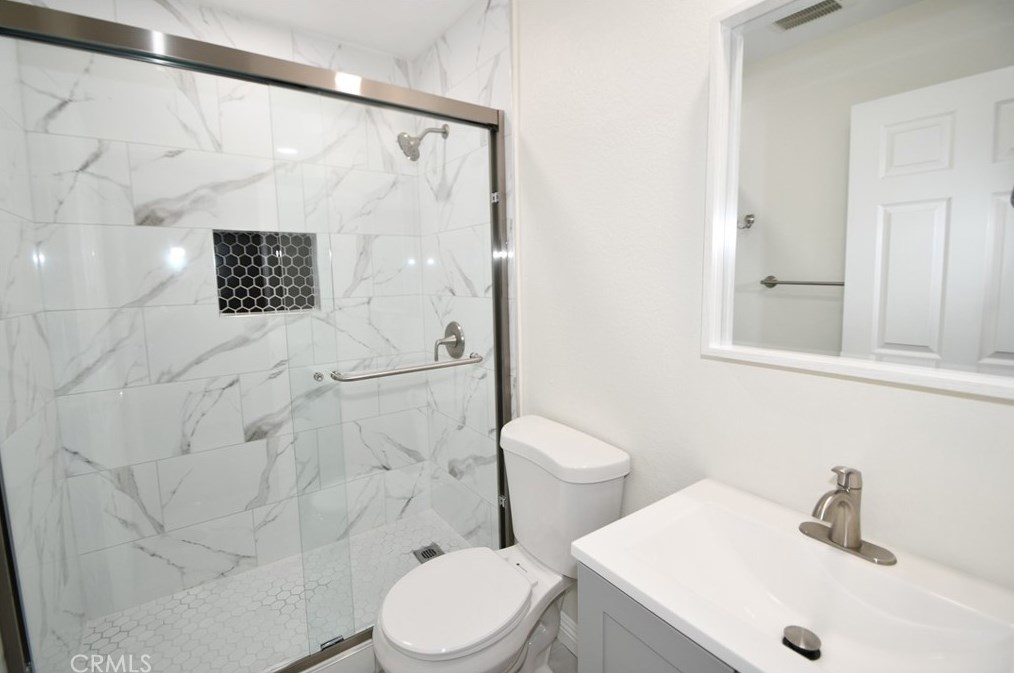 16700 Yukon Ave, Torrance, CA 90504-1300