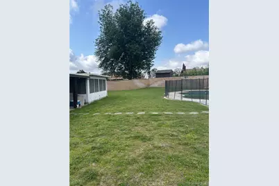 9050 Dumond Drive, Fontana, CA 92335 - Photo 6