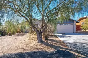 5970 Lupine Ave, , CA 92277 - Photo 1