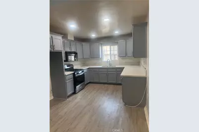 13107 Jarvis, Los Angeles, CA 90061 - Photo 26
