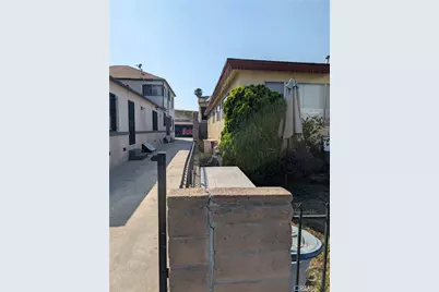 2235 Hauser Boulevard, Los Angeles, CA 90016 - Photo 10