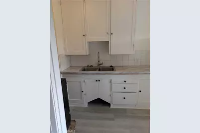 2235 Hauser Boulevard, Los Angeles, CA 90016 - Photo 26