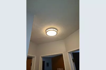 10038 S St Andrews, Los Angeles, CA 90047 - Photo 18