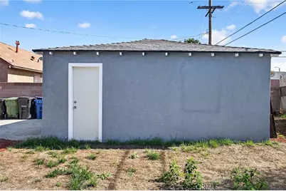1842 E 123rd, Los Angeles, CA 90059 - Photo 22