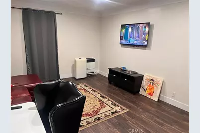 1205 W 57th, Los Angeles, CA 90037 - Photo 6