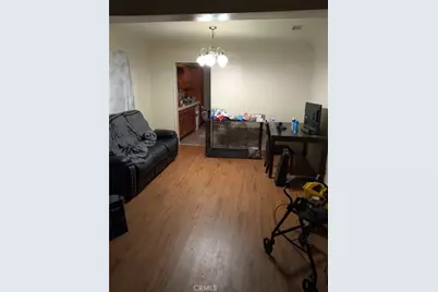 2010 W 85th, Los Angeles, CA 90047 - Photo 12