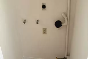 8505 Columbus Ave, North Hills, CA 91343 - Photo 8