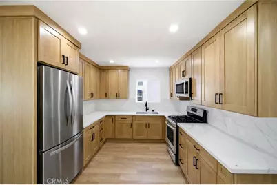 1106 W 74th Street, Los Angeles, CA 90044 - Photo 4