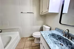 4040 Piedmont Dr, Highland, CA 92346 - Photo 32