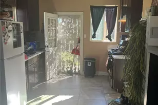 2000 W 54th, Los Angeles, CA 90062 - Photo 2