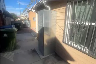 2000 W 54th, Los Angeles, CA 90062 - Photo 44
