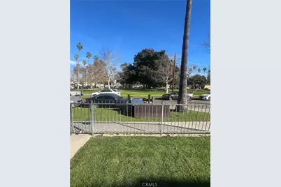 2000 W 54th, Los Angeles, CA 90062 - Photo 46