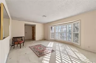 10524 S 8th Pl, Inglewood, CA 90303 - Photo 10