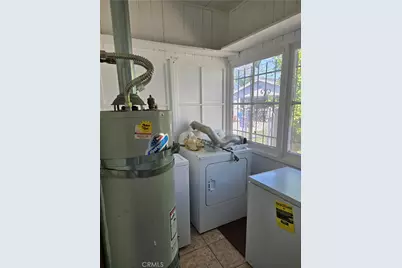 555 W 43rd, Los Angeles, CA 90037 - Photo 16