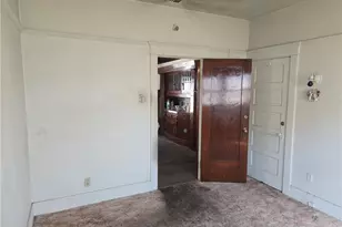 555 W 43rd, Los Angeles, CA 90037 - Photo 10