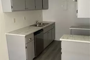 8505 Columbus Ave, North Hills, CA 91343 - Photo 2