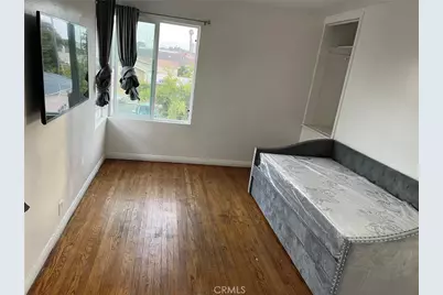 1205 W 57th, Los Angeles, CA 90037 - Photo 10