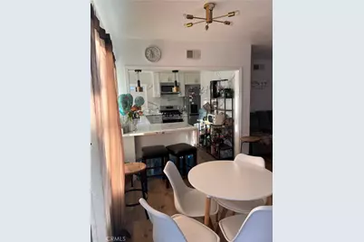 13606 Lemoli, Hawthorne, CA 90250 - Photo 6